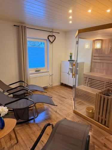 4 bedrooms, 4 beds