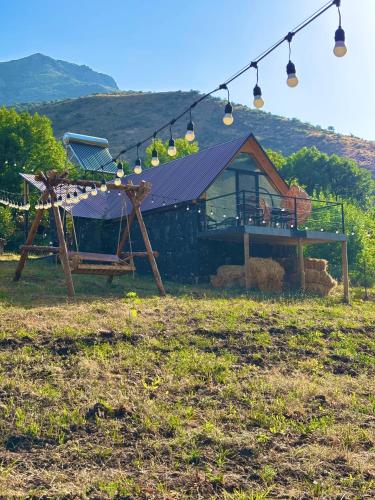 Montis Resort in Hermon