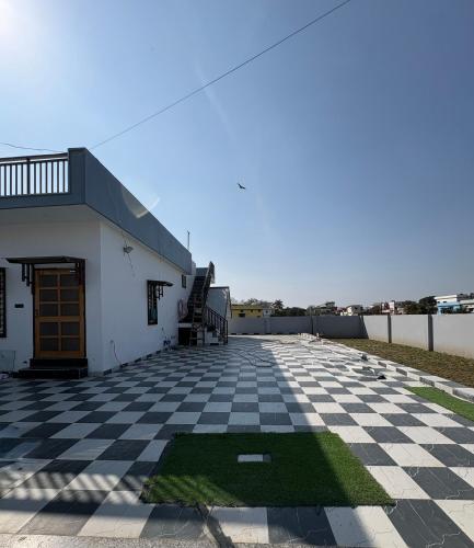 The Quiet Retreat- Nature Surrounded Village Farm in Prem Nagar
