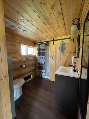 The Ram cabin - Bear Creek cabins in Poplar Bay (AB)