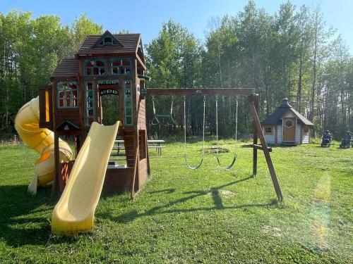 The Moose cabin - Bear Creek Cabins in Poplar Bay (AB)