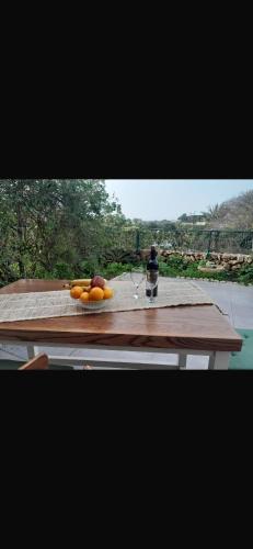 Garden apartment in Neot Golf, with sea view in 凯撒利亚