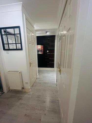 Modern & cozy 2 bedroom flat in Coldside
