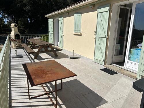 Nature stay, French Villa in Villarzel-du-Razes