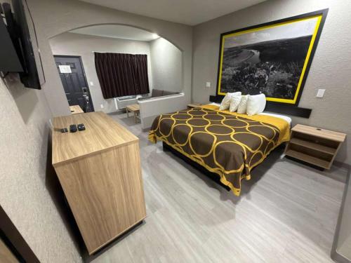 room detail thumbnail 0