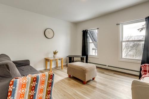 1 Mi to Main Street! Cozy Concord Apartment in 康科德