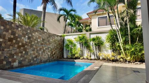 Private Luxury Pool Villa in Samborondón