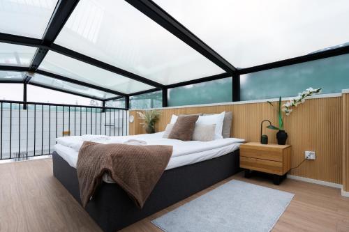 Levin Primus - Your Glass-Roof Gateway to Laplands Magic in Levi