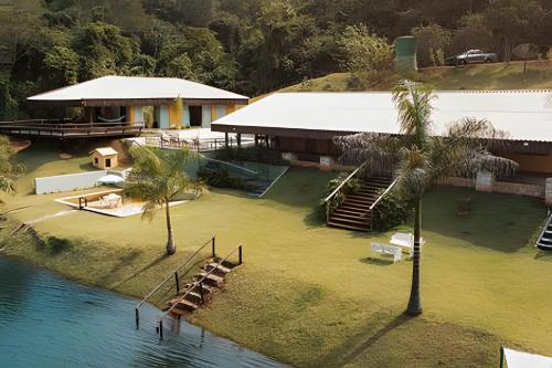 . Casa Da Rosa - Experiência Exclusiva à Beira do Lago das Brisas - GO