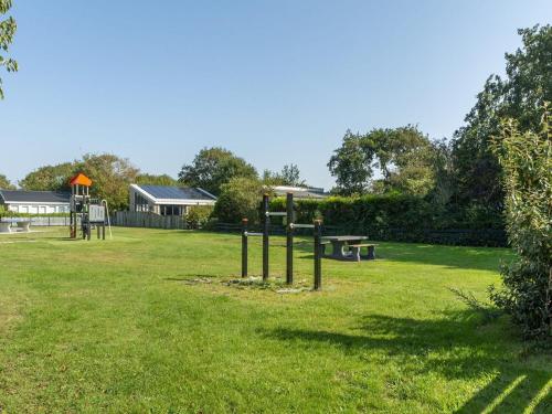 Κήπος, Garnekuul 90 Bungalow with garden, Callanstoog in Κάλλανστονγκ