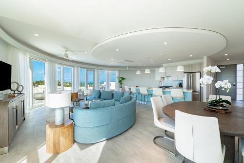 Ellipse Resort, Grace Bay in Providenciales