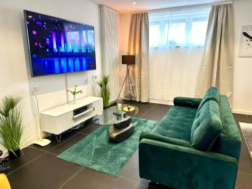 Luxx Home BC, KLIMAANLAGE -Erleben Sie Biberach in diesem Stilvollem Bungalow mit Charme und Komfort in Biberach an der Riß, Deutschland
