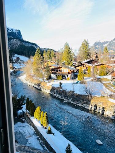 Chalet Alpine in Kandersteg, Schweiz