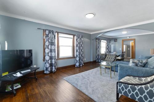 College Duplex – khách sạn tại Midtown