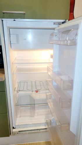 Le petit havre de paix, Proche Paris-Disney-Asterix-Aéroport CDG (Le petit havre de paix, Proche Paris-Disney-Asterix-Aeroport CDG) in Les Pavillons-sous-Bois