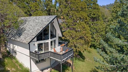 The Matterhorn Manor by AvantStay, Crestline