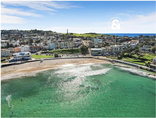 Exterior view, Beachfront 1 Bed across from iconic BONDI BEACH in North Bondi