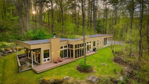 設施, Secluded Modern Enclosed Patio Forest Views Woodland Zen by AvantStay in 斯托克布里奇