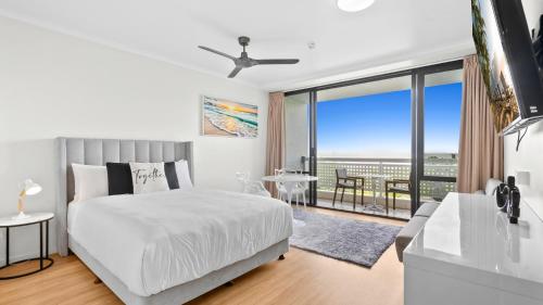 The Studio at Northshore Tower