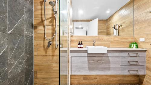 The Studio at Northshore Tower - image 4