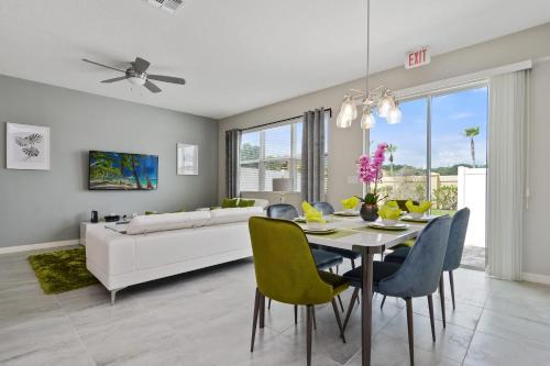 Family Friendly Four Bedrooms 5147A - image 16