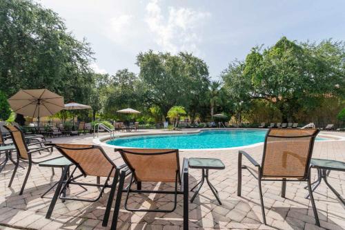 Family Friendly Four Bedrooms 5147A - image 19