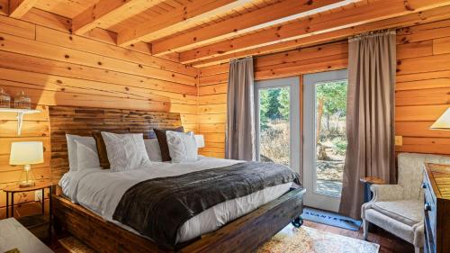 Facilities, Shangri-La Cabin by AvantStay in Blue River
