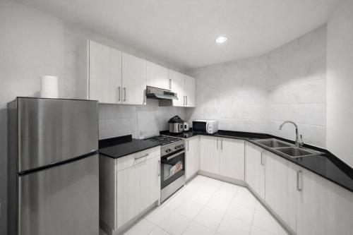 Abu Rakan Apartment in السيب ( مسقط)