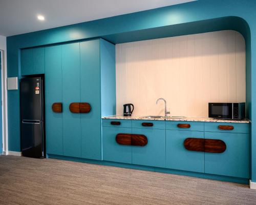 Peninsula Hotel Motel in Port Adelaide