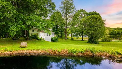 The Stillwater House by AvantStay