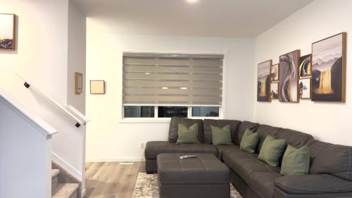 3BR Family House in NE Edmonton – khách sạn tại Phố McConachie