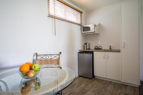 Greyfriars Motel Greyfriars Motel is perfectly located for both business and leisure guests in Wellington. The property features a wide range of facilities to make your stay a pleasant experience. Family room, newspap