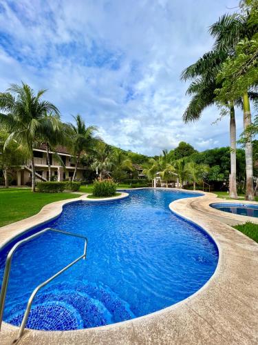Calm & Palms Second Floor Studio in Ocotal