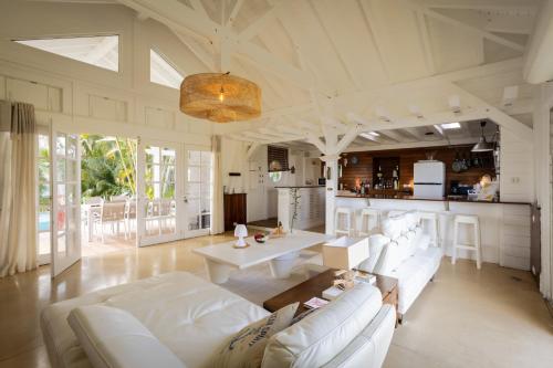 Chaleureuse villa vue mer et campagne 4 étoiles (Chaleureuse villa vue mer et campagne 4 etoiles) in ซานต์ โรเซ