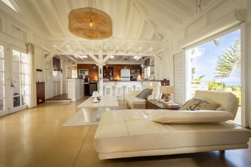 Chaleureuse villa vue mer et campagne 4 étoiles (Chaleureuse villa vue mer et campagne 4 etoiles) in ซานต์ โรเซ