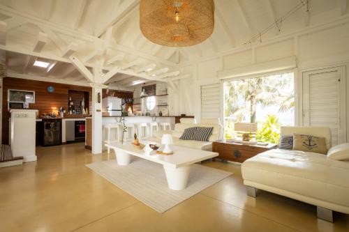 Chaleureuse villa vue mer et campagne 4 étoiles (Chaleureuse villa vue mer et campagne 4 etoiles) in ซานต์ โรเซ