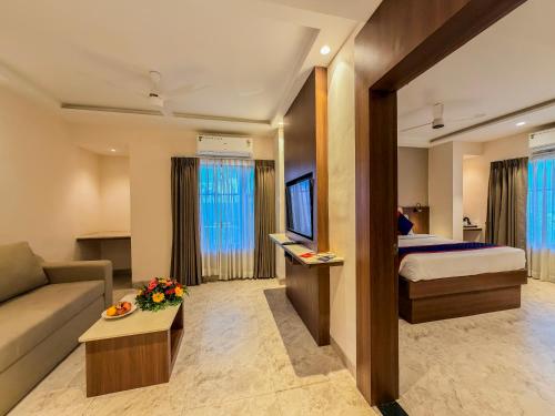 Zip by Spree Hotels Shirdi - Walkable Distance from Sai Baba Temple, Shirdi