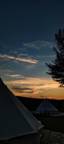 ILLU Glamping in Trebujeni