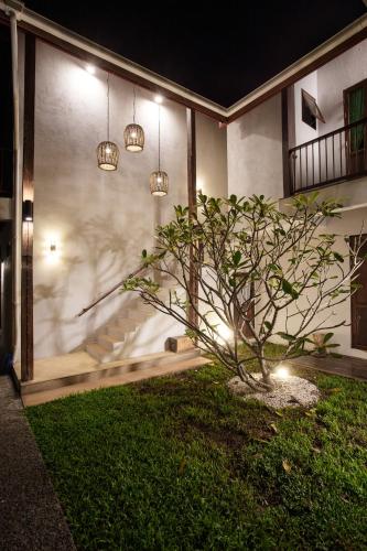 Garden, Foresta Villa near Chiang Mai Night Safari