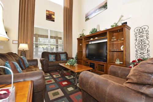 Last Minute Disney Getaway! Private Pool, Hot Tub & Games Room. Book Now! #17508 in Orlando, USA