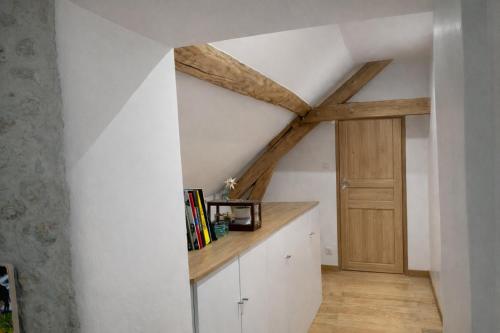 Лоби, Maison familiale à deux pas du zoo de Thoiry (Maison familiale a deux pas du zoo de Thoiry) in Auteuil (Ile-de-France)