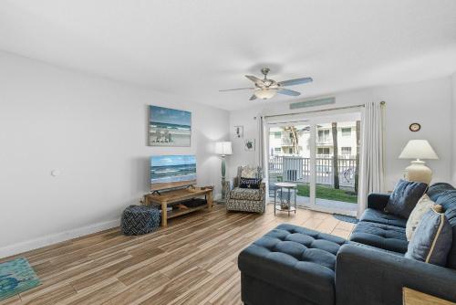 Colony Beach Club 147 in New Smyrna Beach, USA