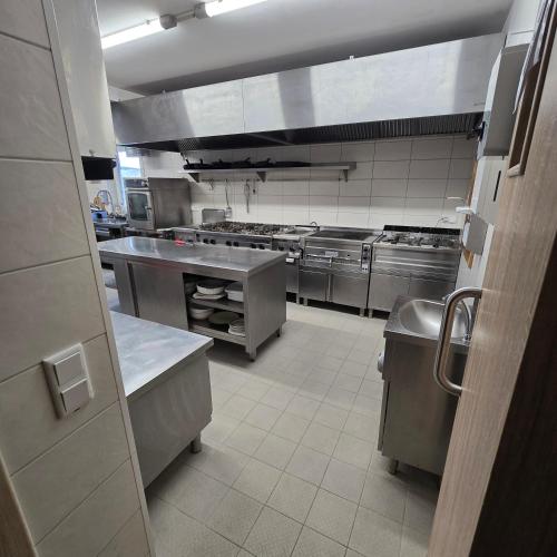 Konyha, Unterkunft für Monteure (Unterkunft fur Monteure) in Diemelstadt