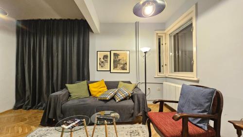 Cozy 2BD Apartment near Serdika Center - Fast Wi-Fi by Flat Mаnager, Sofia