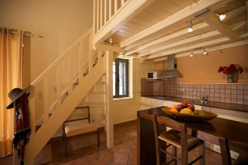 Melitsina Village Hotel in 캄포스