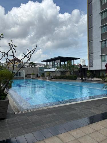 Royal Suite Condotel Medan in Medan Maimun
