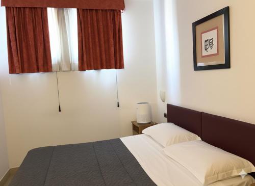 1 double bed