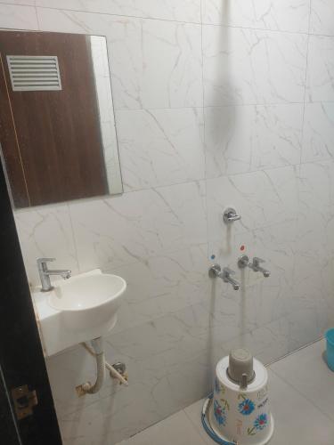 Hotel somnath in Mahuvas