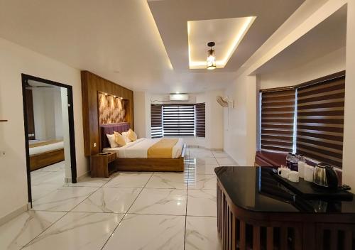 Mayo suites in Palakkad