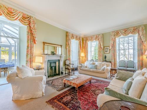 Зовнішній вигляд готелю, Ladywell House in Фолкленд